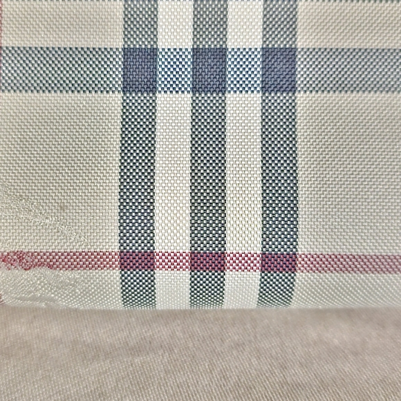 Authentic Burberry Bag - Picture 2 of 13